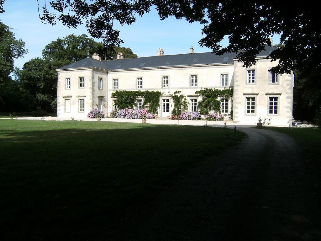 Chateau De La Marronniere Aizenay Exterior photo